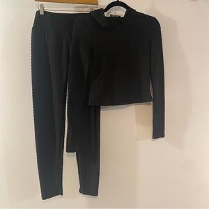 Ara Sports Gym Wear Black Textured 2 Piece Stretch Spandex Set Size S